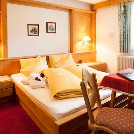 Konukevi Pension Bergfried Galtür