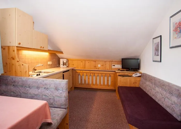 Pension Bergfried Vendégház 3*