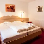 Pension Bergfried 3*