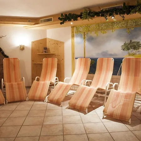 Pension Bergfried Vendégház 3*